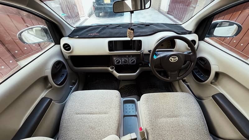 Daihatsu Boon 11