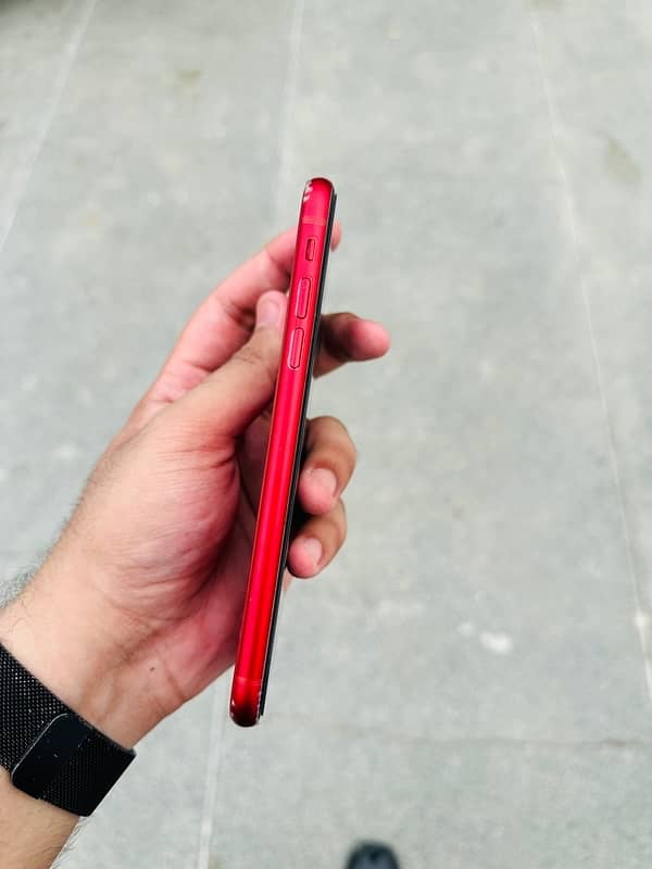 iphone xr pta 128gb 3