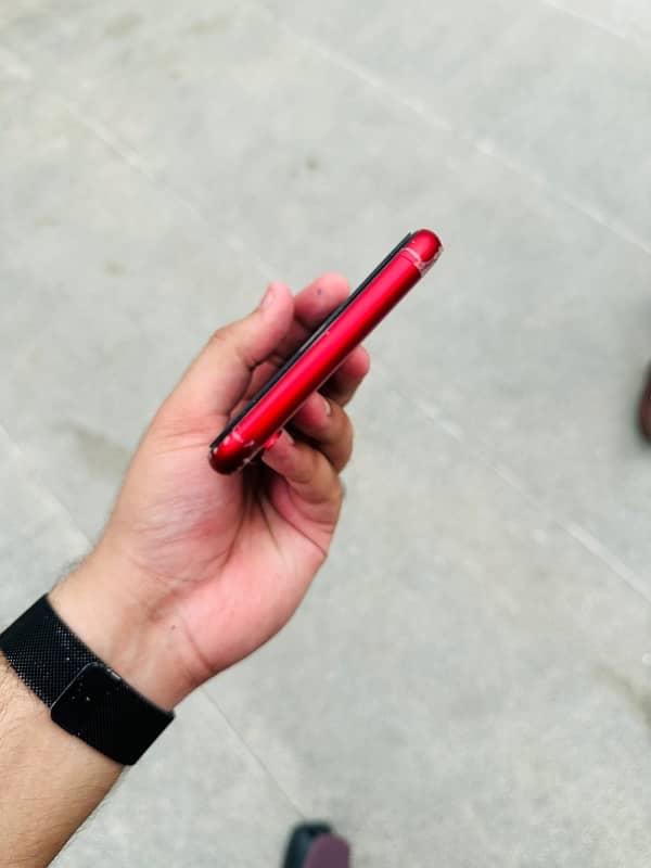 iphone xr pta 128gb 5