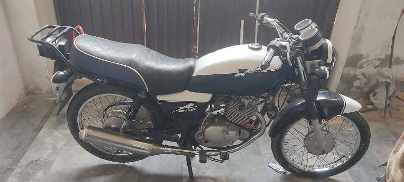 suzuki gs 150 2019 modal 0