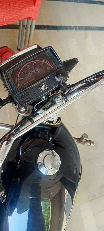 Honda Cd 70 exchange possible 6