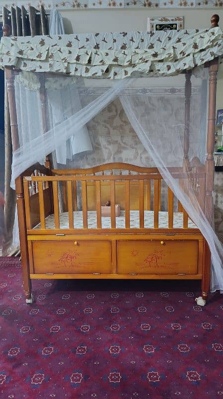 kids Bed with good condition 0