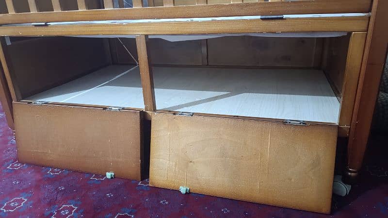 kids Bed with good condition 2