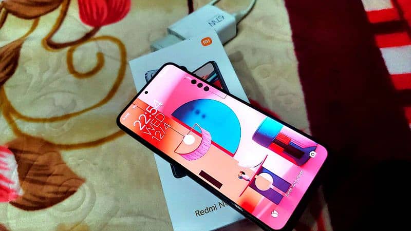 redmi not 12 Pro 8+RAM.  ROM  256 GB 5