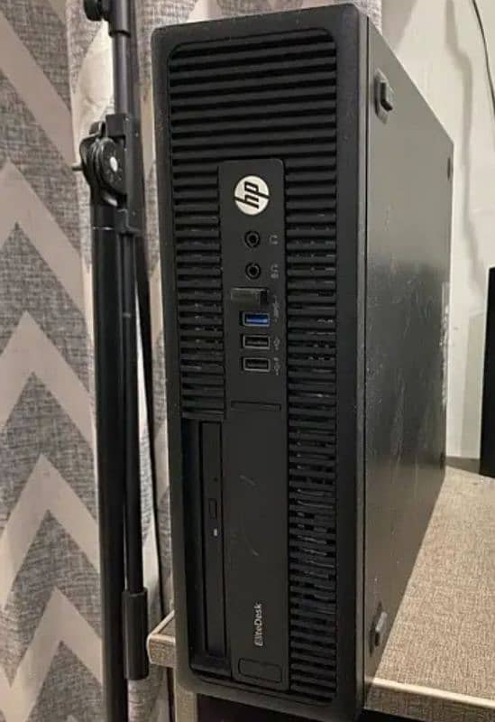 PC HP elite desk 500gb hard rive and 8gb 0