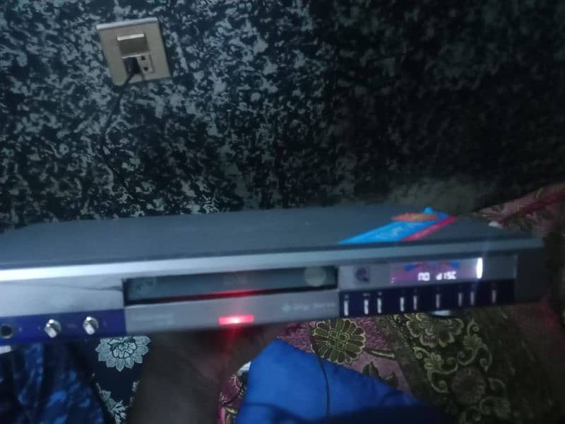 DVD player important out of country sa Aya ha 1