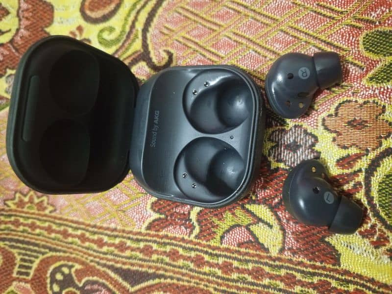 Samsung Galaxy Buds 2 Pro True wireless Bluetooth Earbuds 2