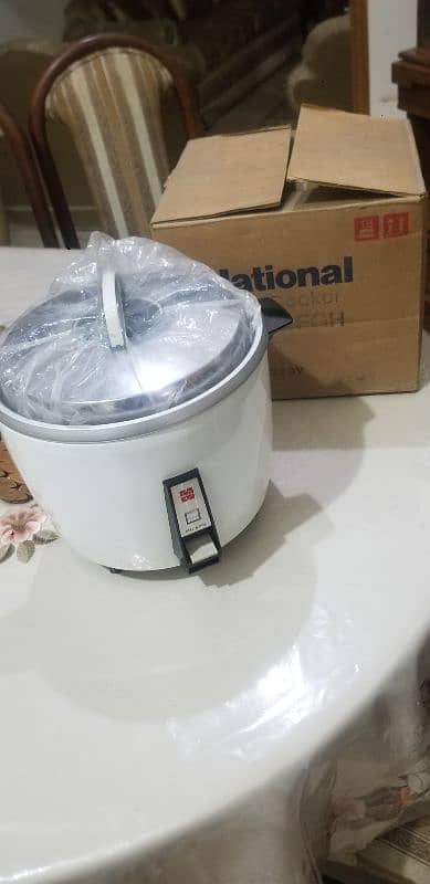 Electric Rice Cooker 5