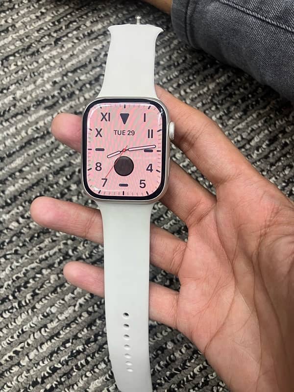 apple watch series 7 45mm Starlight 84BH 3