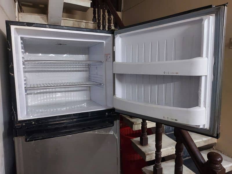 ORIENT REFRIGERATOR USED 6