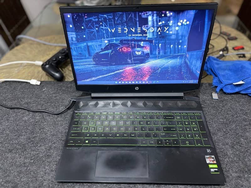 Laptop HP Pavilion 15 Gaming Ryzen 5 3550H / SSD 256 GB 2