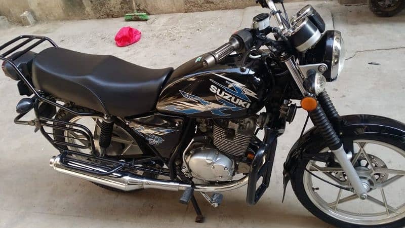 Suzuki gs 150 special edition 7