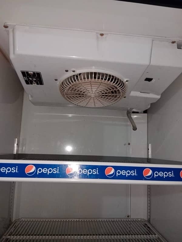 pepsi refrigerator like brand new only 6 months used 5