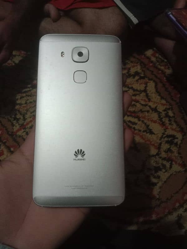 Huawei nova plus 0