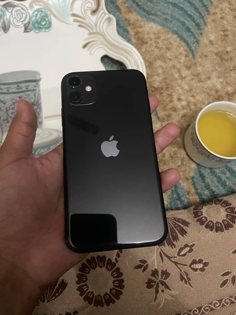 iPhone 11 Full Okay 64 gb jv 1