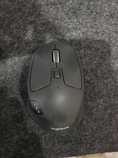 Logitech M720 Triathlon Mouse | Bluetooth | USB Dongle