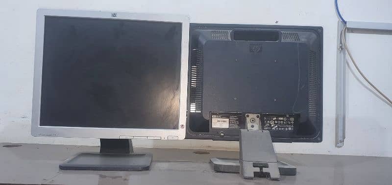 hp lcd 17 inches 0