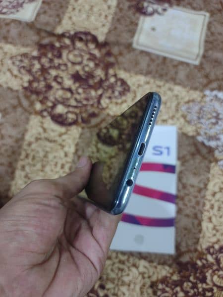 Vivo S1 4/128 Original with box 6