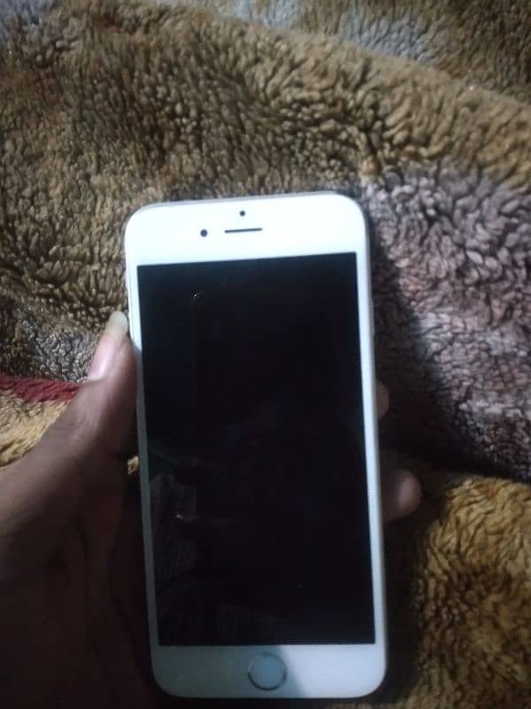 I m selling iPhone 6s 0