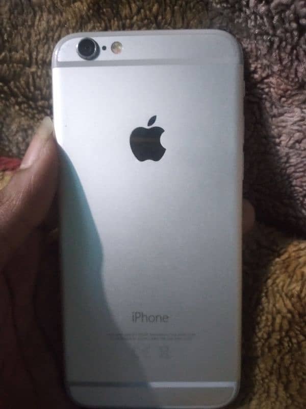 I m selling iPhone 6s 1