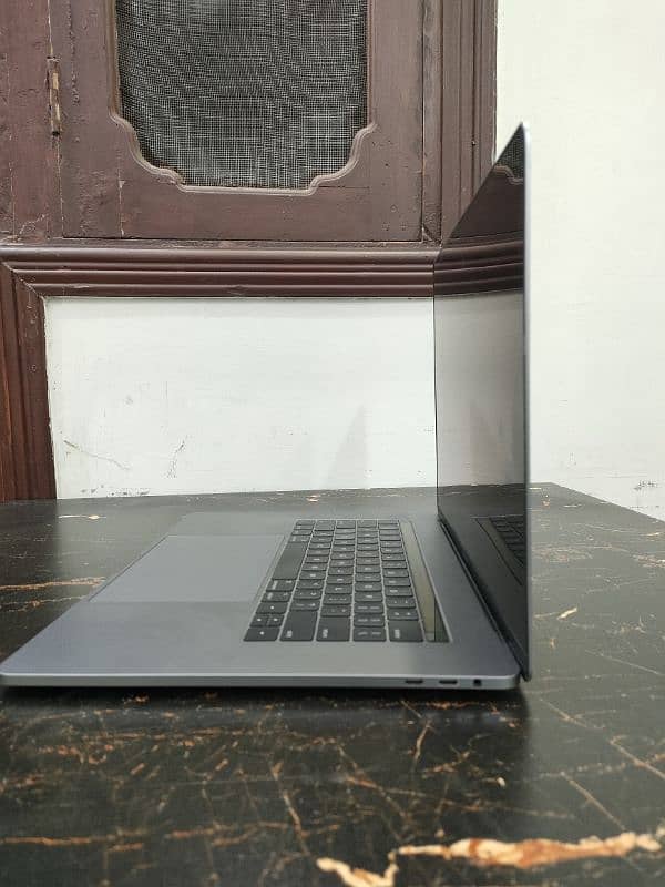 MacBook Pro 5