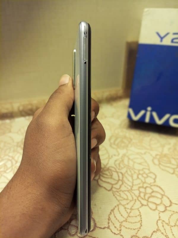 vivo y20 64gb Ram 5