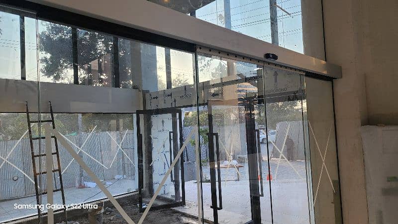 Automatic Sliding glass doors// Sensor Glass doors 5