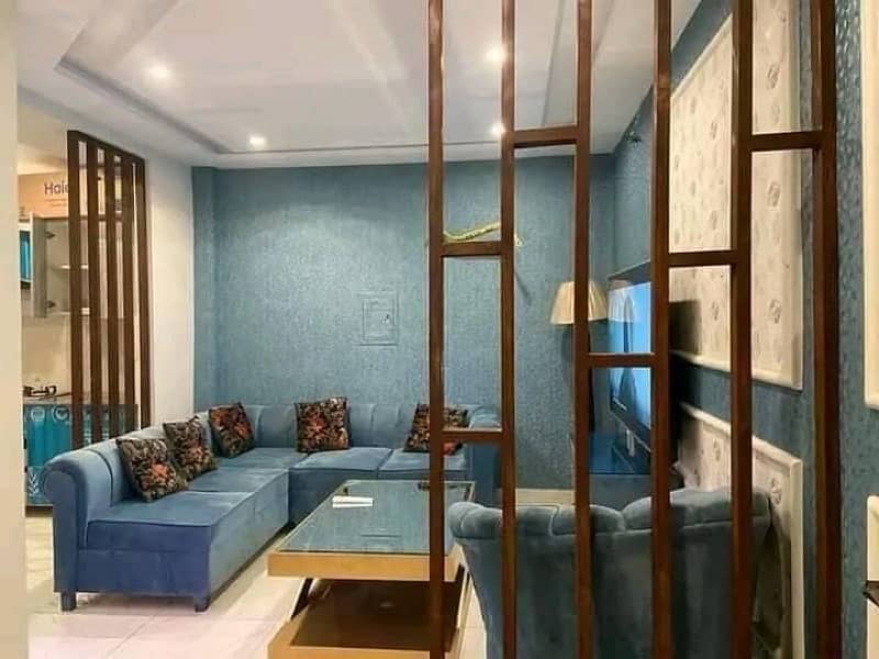 One bedroom VIP apartment for rent short time(2to3hrs) in bahria town 8