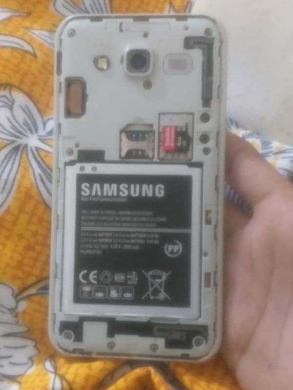 Samsung Galaxy j5 original with high performance WhatsApp 03148042455 5