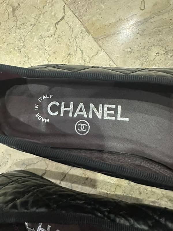 Chanel lambskin quilted ballet flats 2