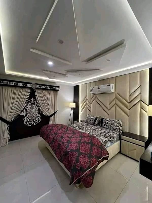 One bedroom VIP apartment for rent short time(2to3hrs) in bahria town 2