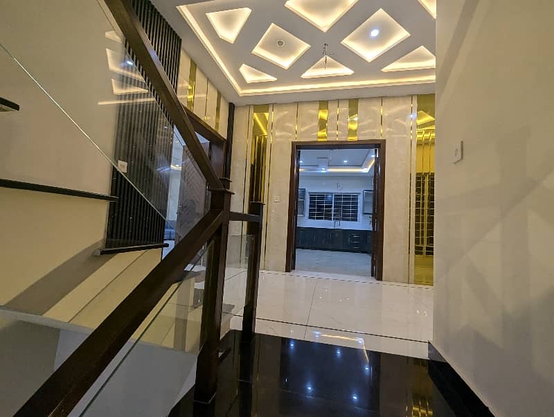 1 KANAL BRAND New Luxury Spanish Style Double Storey Stylish House Available For Sale In Punjab Employee Cooperative Society Phase 1 Near Pia Lahore. 3