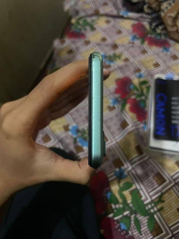 Tecno Camon 17 6/128 box charger sath condition 10/9 6