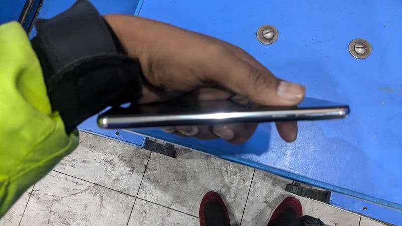 aquos R2 non PTA sim time used 6