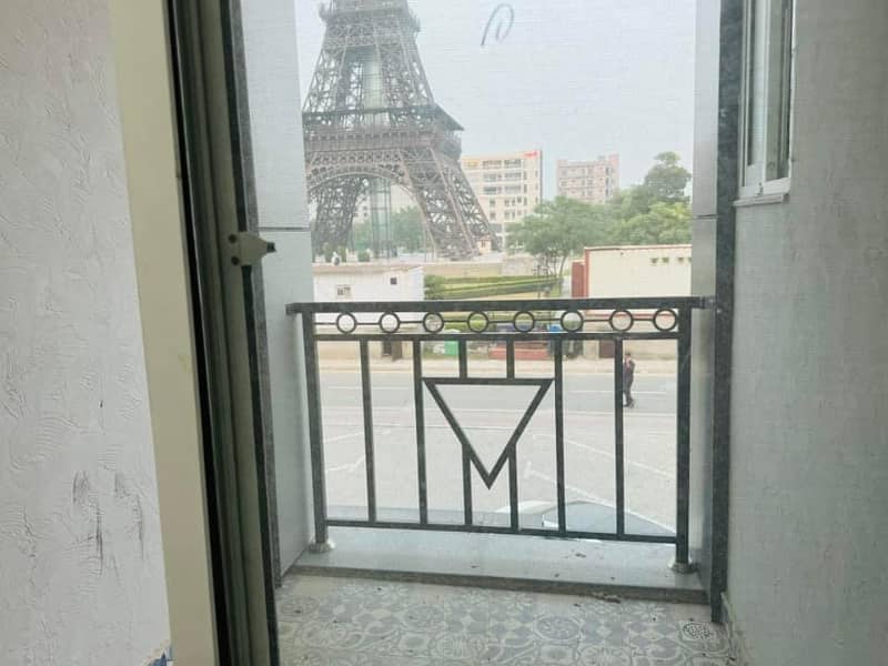 Facing Eiffel Tower One Bed Room Brand New Luxury Designer Fully Furnished Appartment For Sale in Sector E bahria Town Lahore 1