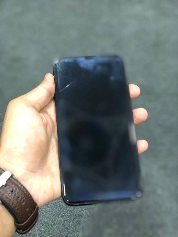 iphone 11 pro max non pta 8