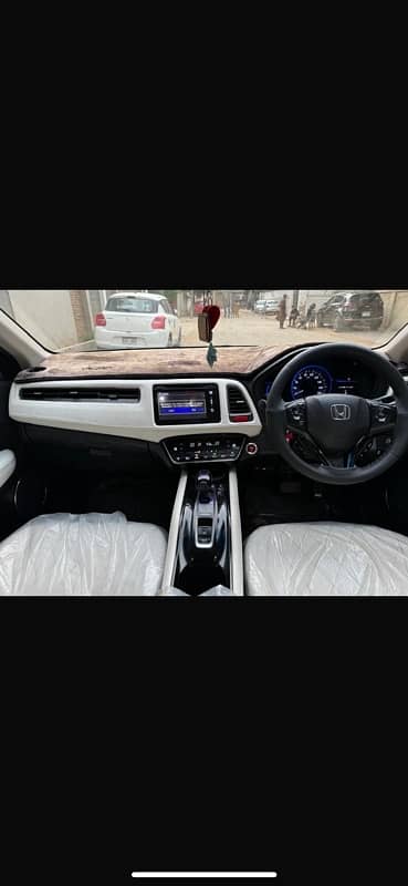 Honda Vezel 2015/17 4