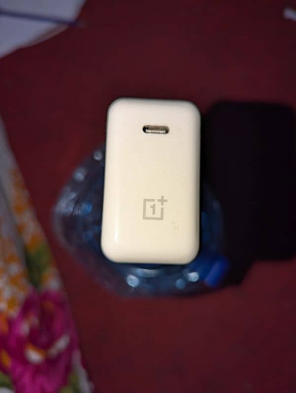 OnePlus Warp Charge 65 Power Adapter 0