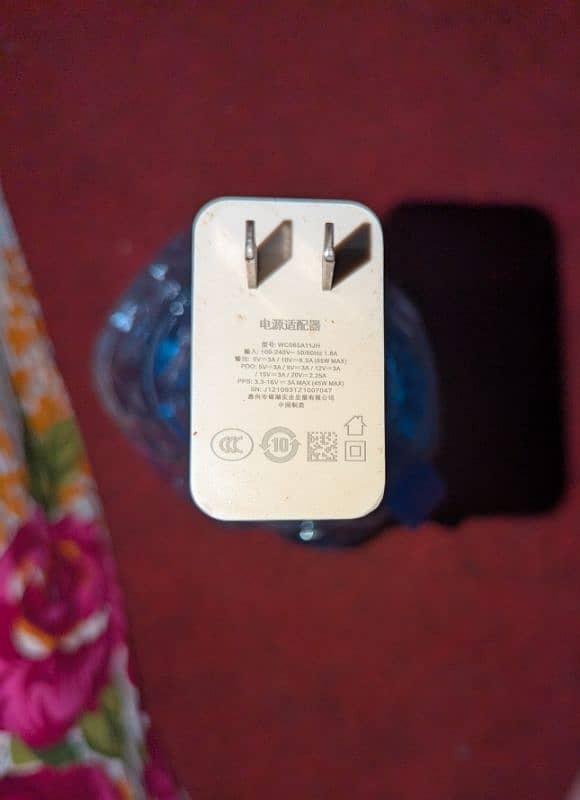 OnePlus Warp Charge 65 Power Adapter 1