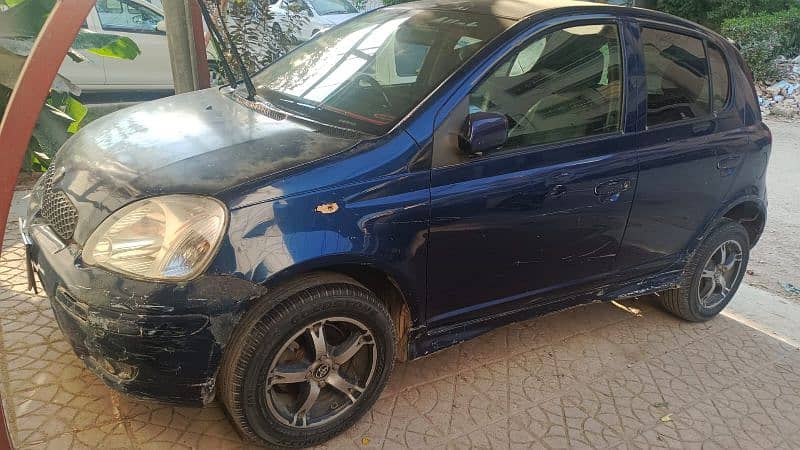 Toyota Vitz 2004 0