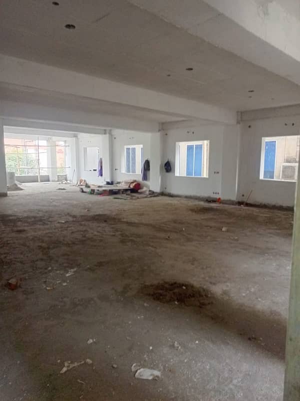 1 kanal brand new basement + 6 floors for rent very prime location on Johar town 0