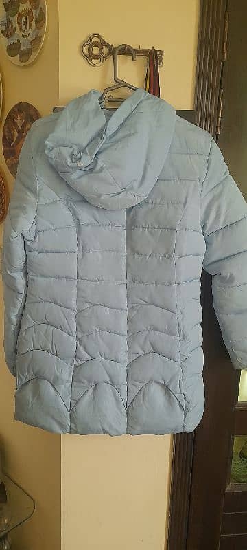 puffer jackets in good condition 3