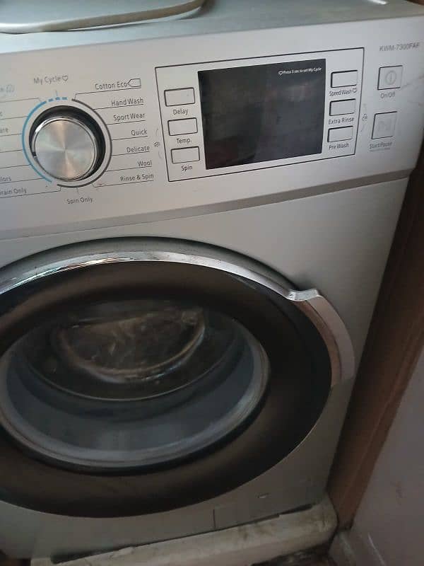 I'M SELLING MY WASHING MACHINE FULL AUTOMATIC .  NO   USED washing mac 2