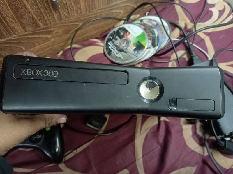 X BOX 360 250 GB 1