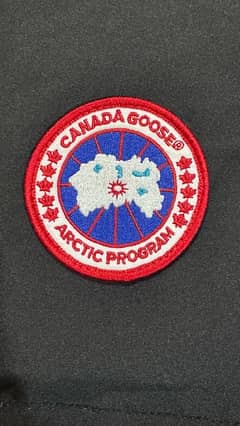 Brand CANADA GOOSE