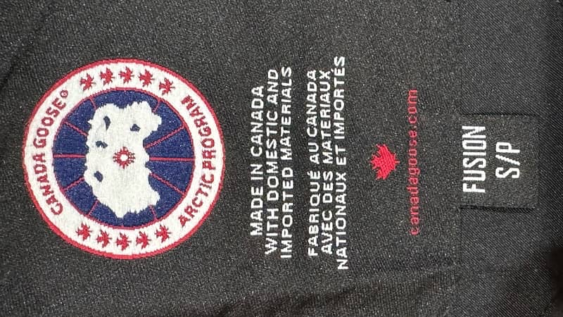 Brand CANADA GOOSE 4