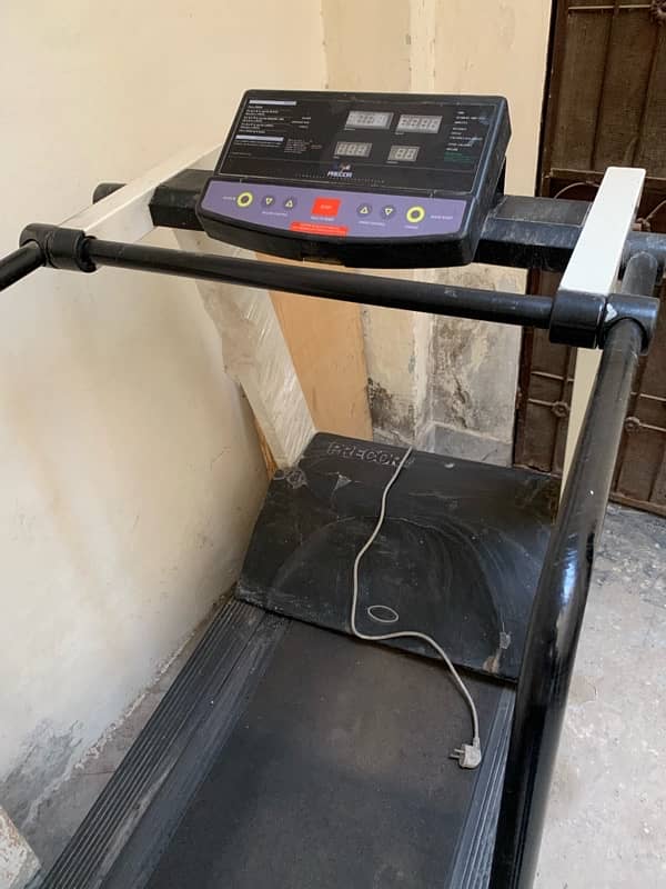 precor Treadmill , Running Machine 0