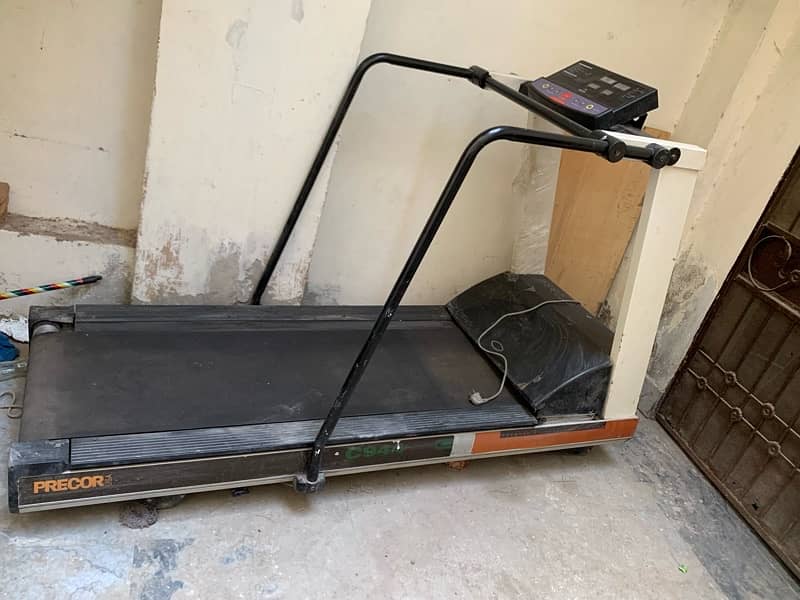 precor Treadmill , Running Machine 2