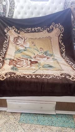 double bed blanket 10/9 condition