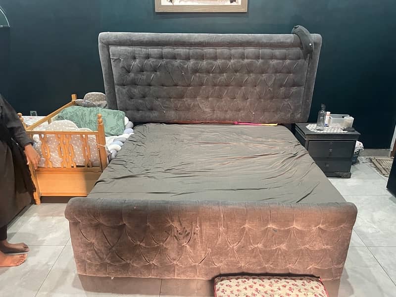 Bed Sale with Mattress 0